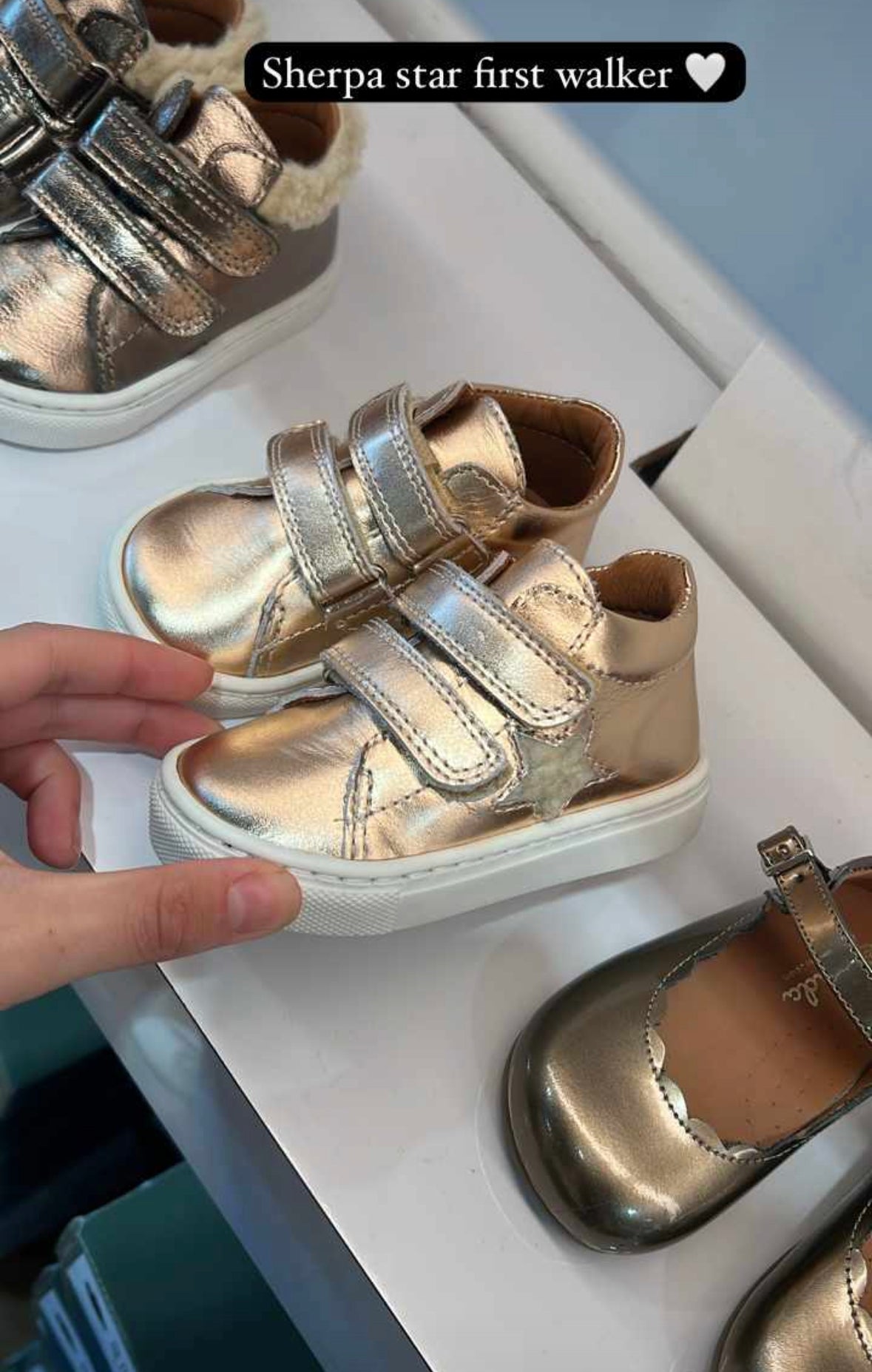 Atlanta Baby Rose Gold Sherpa Star Velcro Sneaker