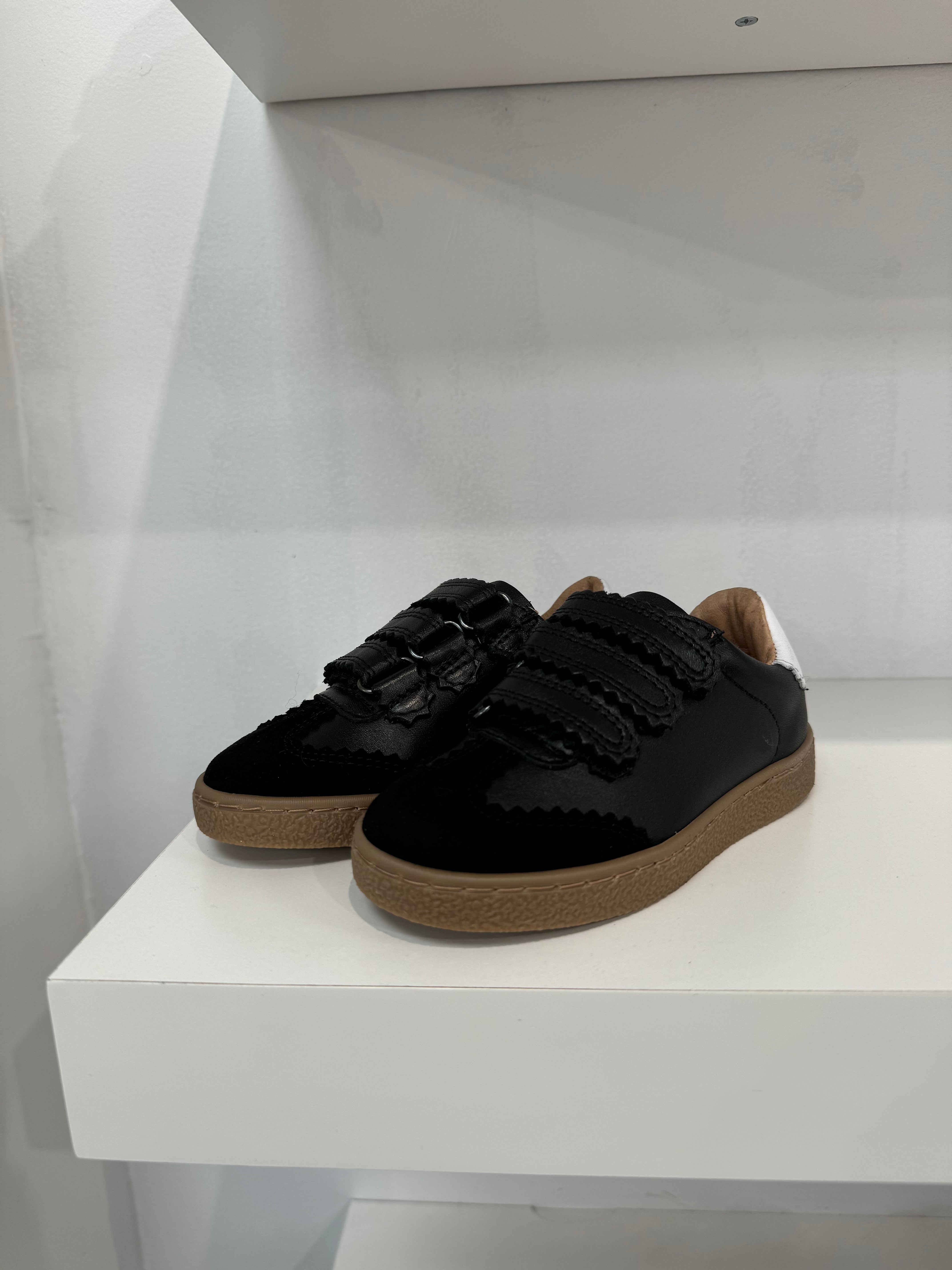 Porte Black Leather And Suede Velcro Sneaker